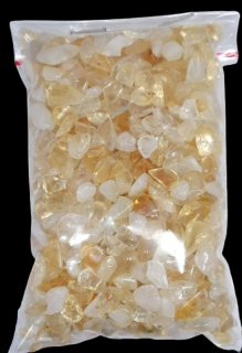 Citrín chips A kvalita 5–8 mm (250 g) – mix s křišťálem a křemenem pro hojnost a energii